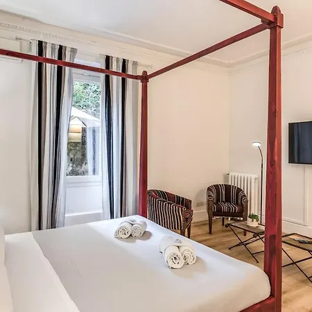 Vico 2bdr Piazza Del Popolo With Private Garden Lejlighed *