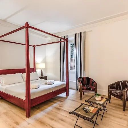 Lejlighed Vico 2bdr Piazza Del Popolo With Private Garden *