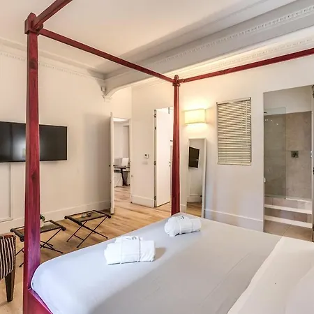 Vico 2bdr Piazza Del Popolo With Private Garden Lejlighed