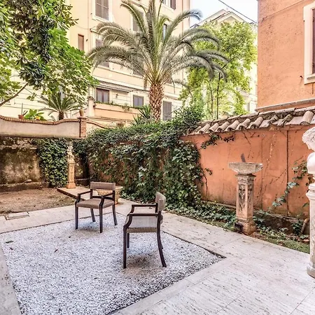 Vico 2bdr Piazza Del Popolo With Private Garden *