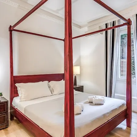 Vico 2bdr Piazza Del Popolo With Private Garden